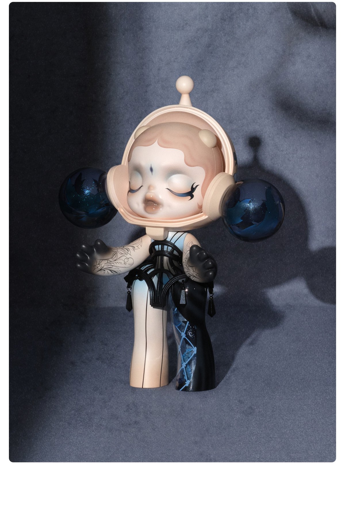 MEGA α SKULLPANDA 400% Guo Pei-Alternate Universe | POP MART Official