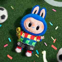 THE MONSTERS × FIFA SERIES-Catch the Win Vinyl Plush Doll - POP
