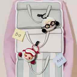 θ SKULLPANDA Off Mode Series Earphone Bag | POP MART Official