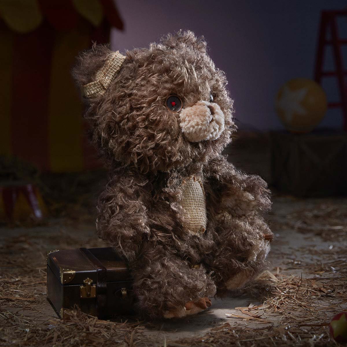 Hirono Bear Vinyl Plush Doll - POP MART Official