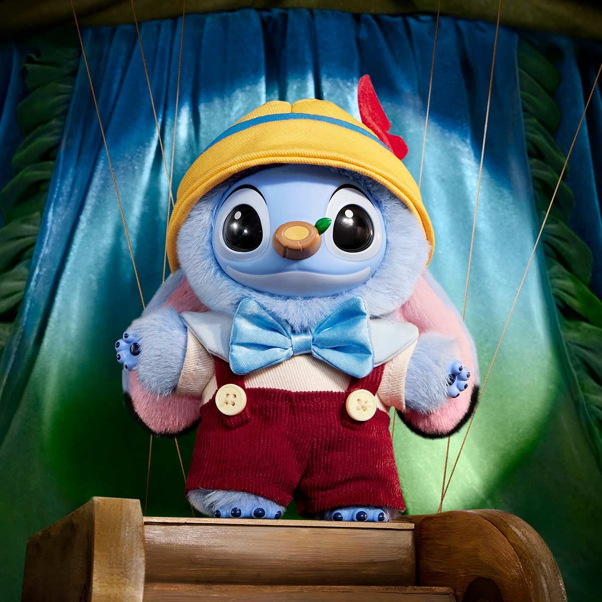 Stitch Adventure Series Vinyl Plush Pendant - POP MART Official