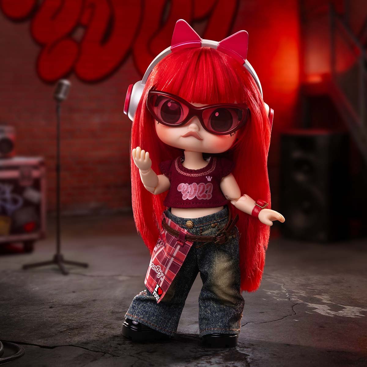 MOLLY × YUQI Series 1/8 Action Figure - POP MART Official